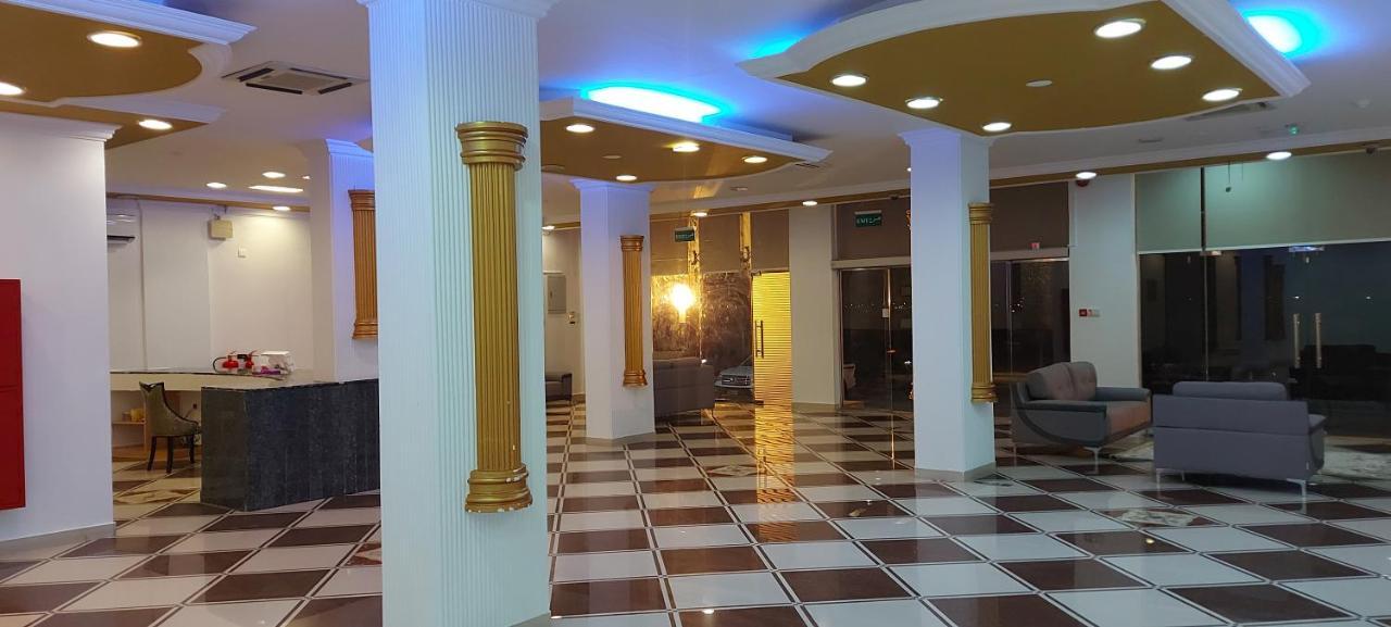 Dreamland Hotel Apartment ניזווא מראה חיצוני תמונה