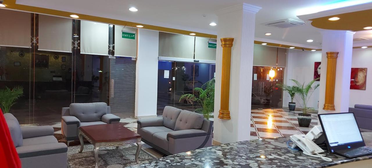 Dreamland Hotel Apartment ניזווא מראה חיצוני תמונה