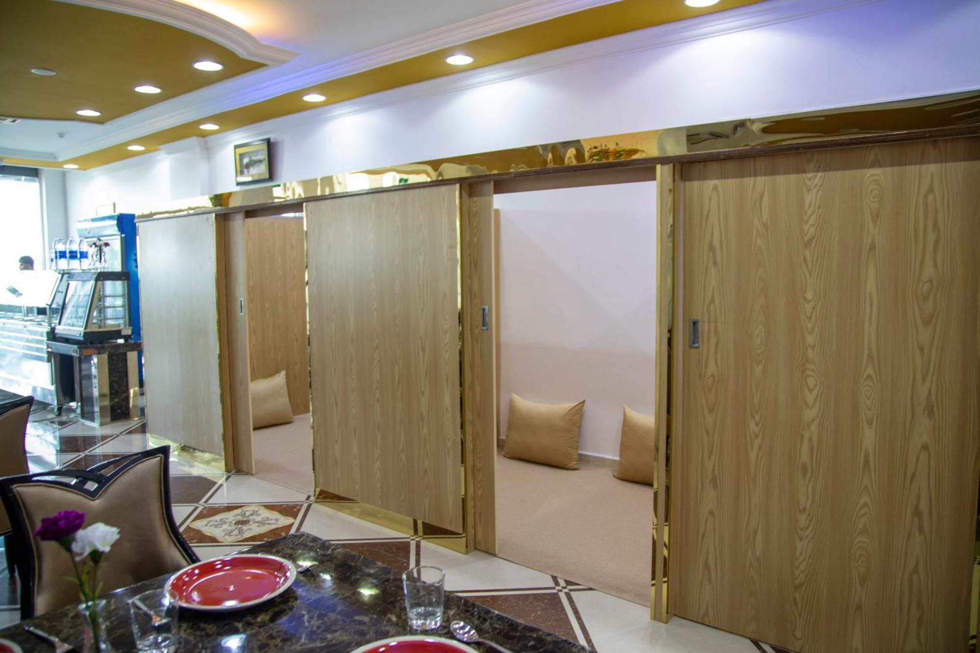 Dreamland Hotel Apartment ניזווא מראה חיצוני תמונה